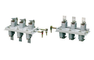高壓隔離開關(guān)是高壓開關(guān)電器中較常見的一種電器，其作用是斷開無負(fù)荷電流的電路。使所檢修的設(shè)備與電源有明顯的斷開點(diǎn)，以保證檢修人員的安全，隔離開關(guān)沒有專門的滅弧裝置不能切斷負(fù)荷電流和短路電流，所以必須電路在斷路器斷開電路的情況下才可以操作隔離開關(guān)。 那如何正確使用高壓隔離開關(guān)？聽聽雷爾沃告訴你使用方法：